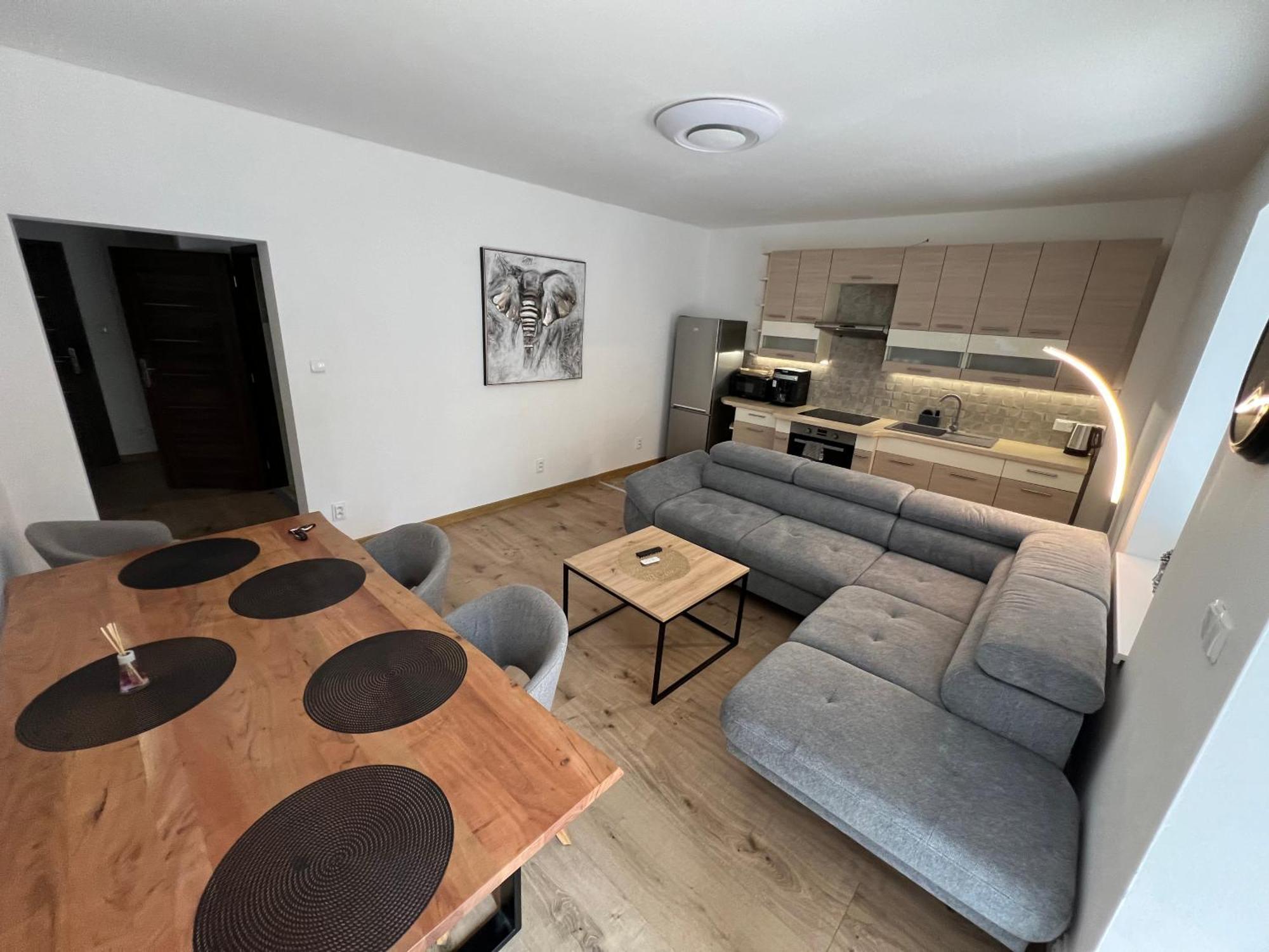 Apartmany De Luxe Kezmarok Luaran gambar